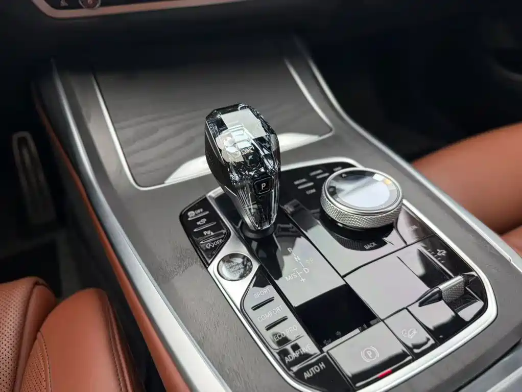 BMW X7 — миниатюра 6