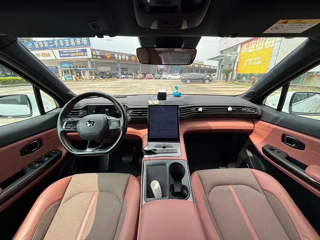 NIO EC6 — миниатюра 10