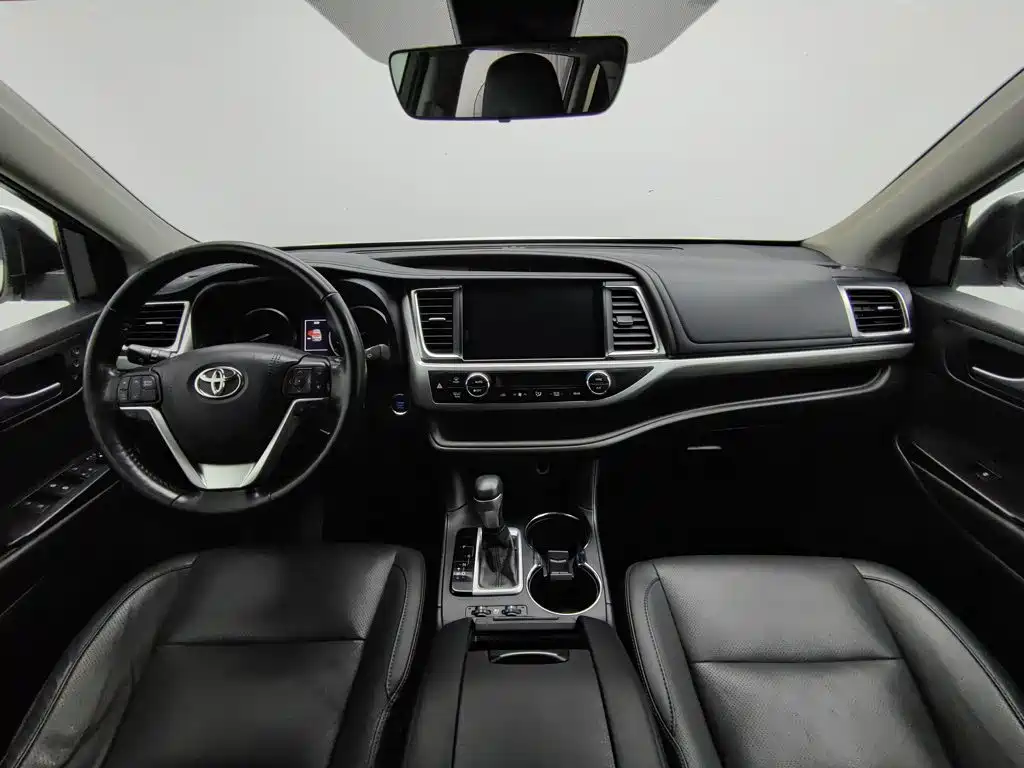 Toyota Highlander — миниатюра 5
