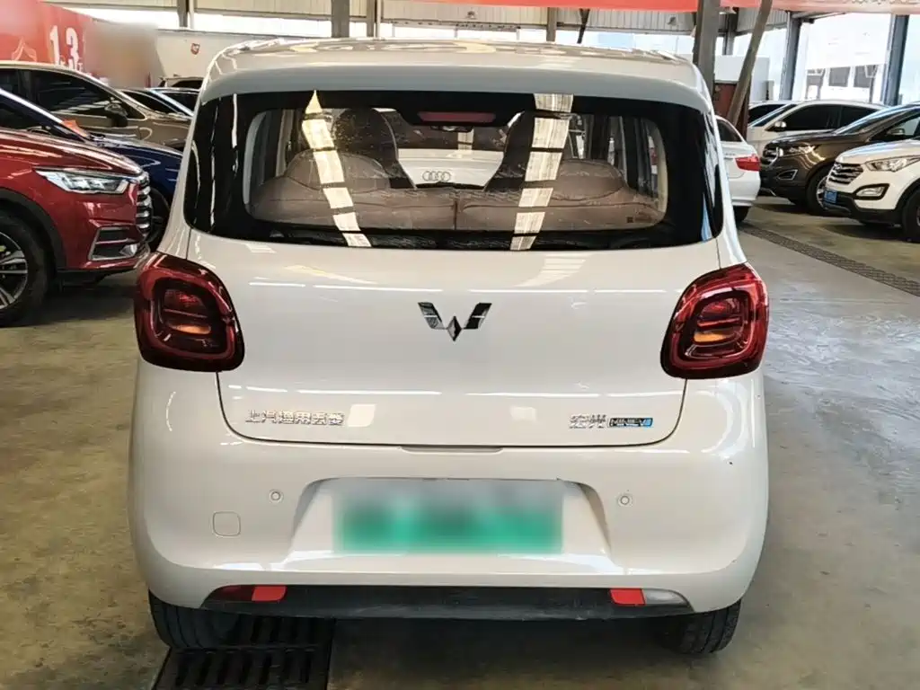 Wuling MINIEV — миниатюра 6