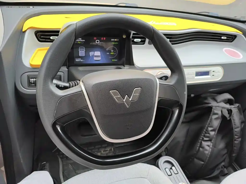 Wuling MINIEV — миниатюра 11