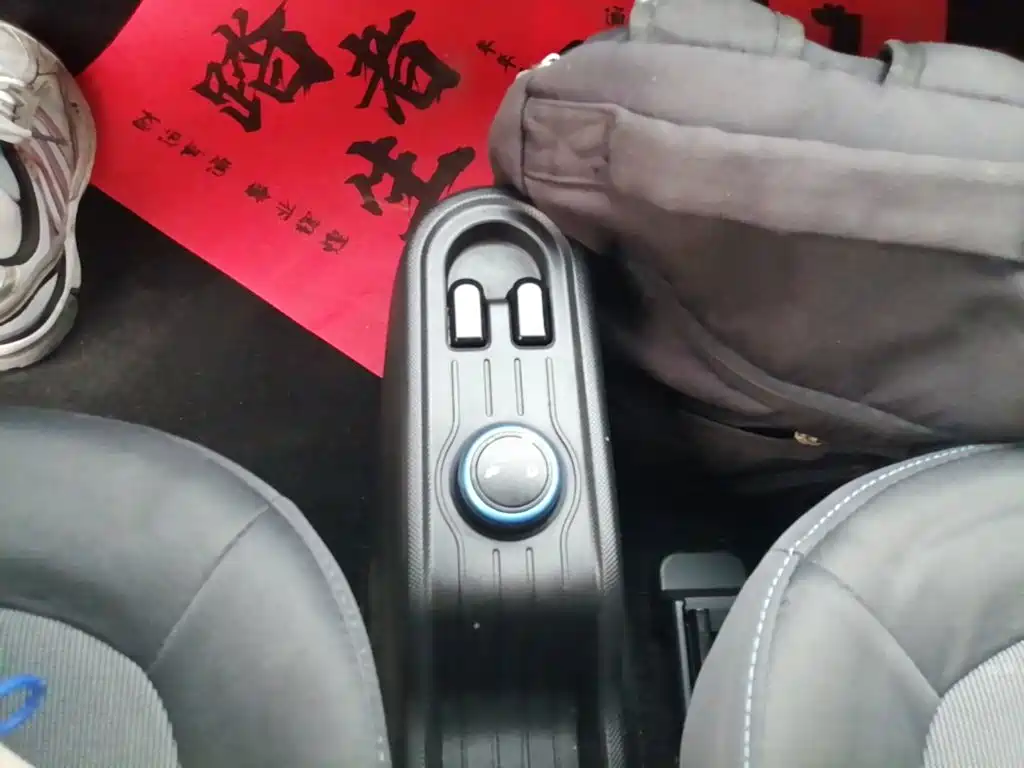 Wuling MINIEV — миниатюра 14