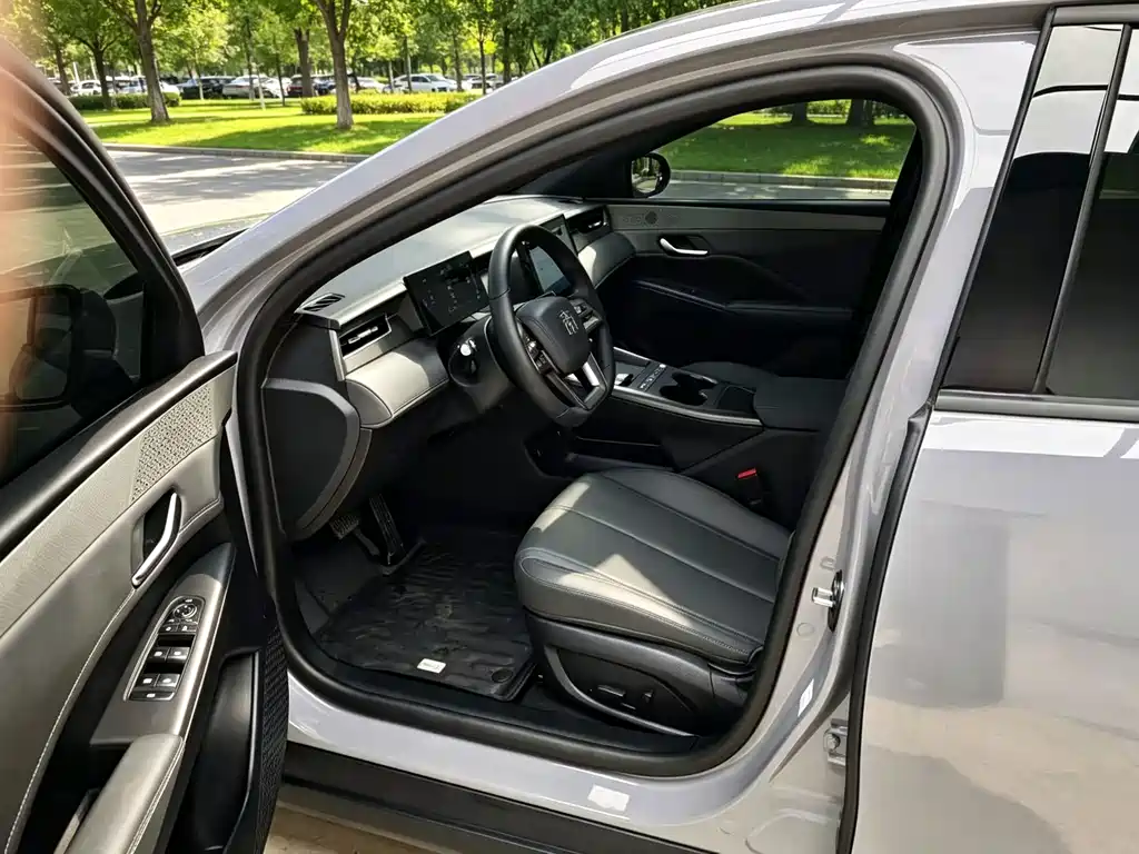 BYD Qin PLUS — миниатюра 8