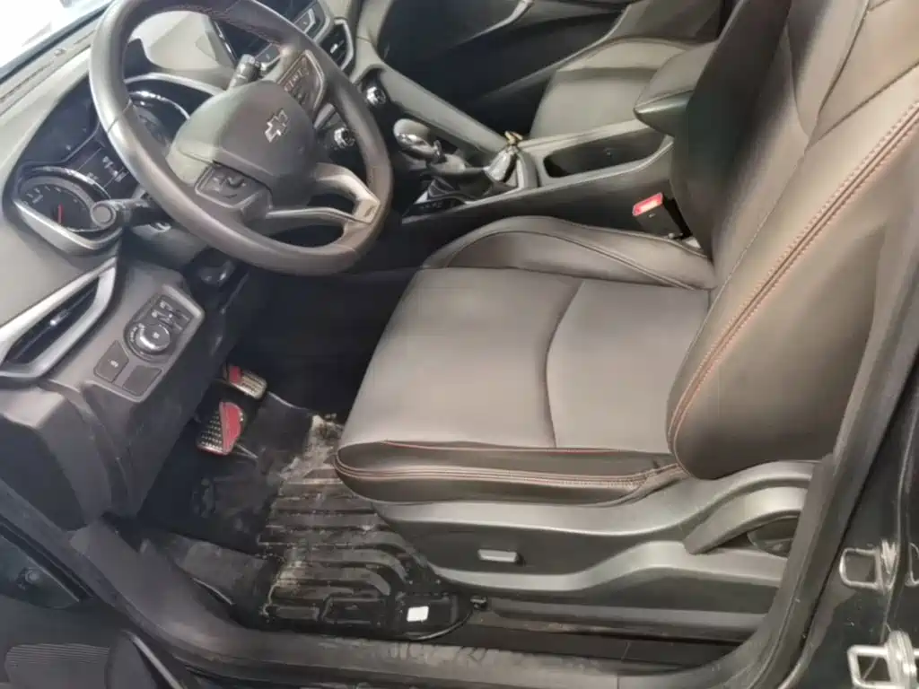 Chevrolet Volando — миниатюра 15