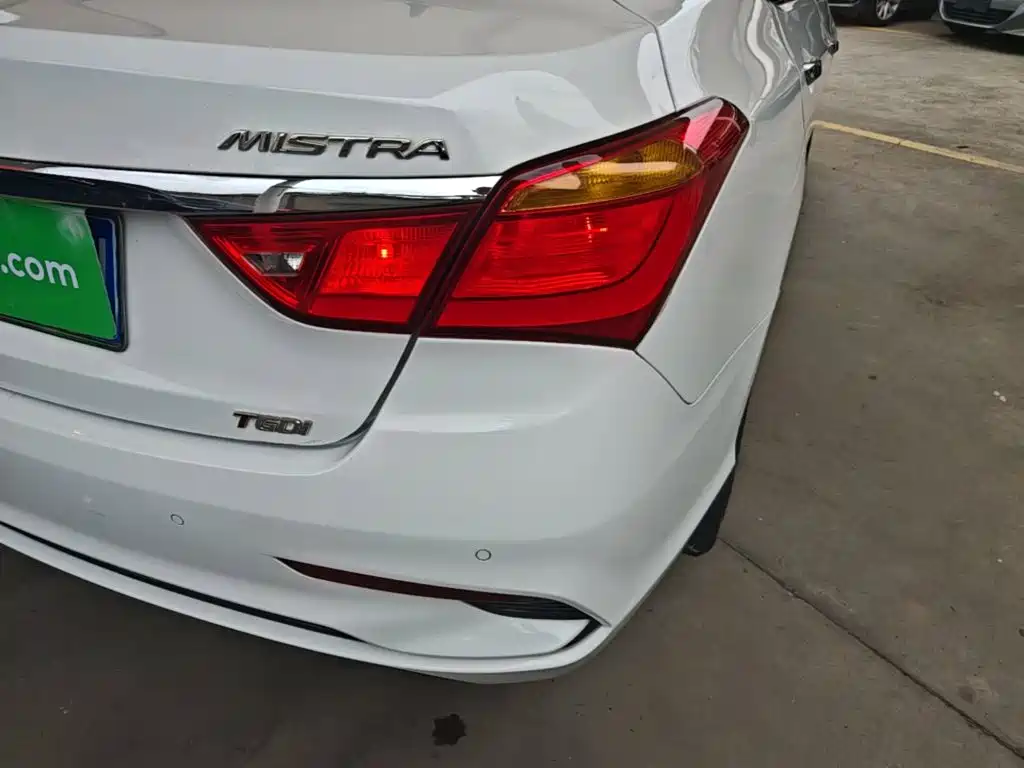 Hyundai Mistra — миниатюра 8