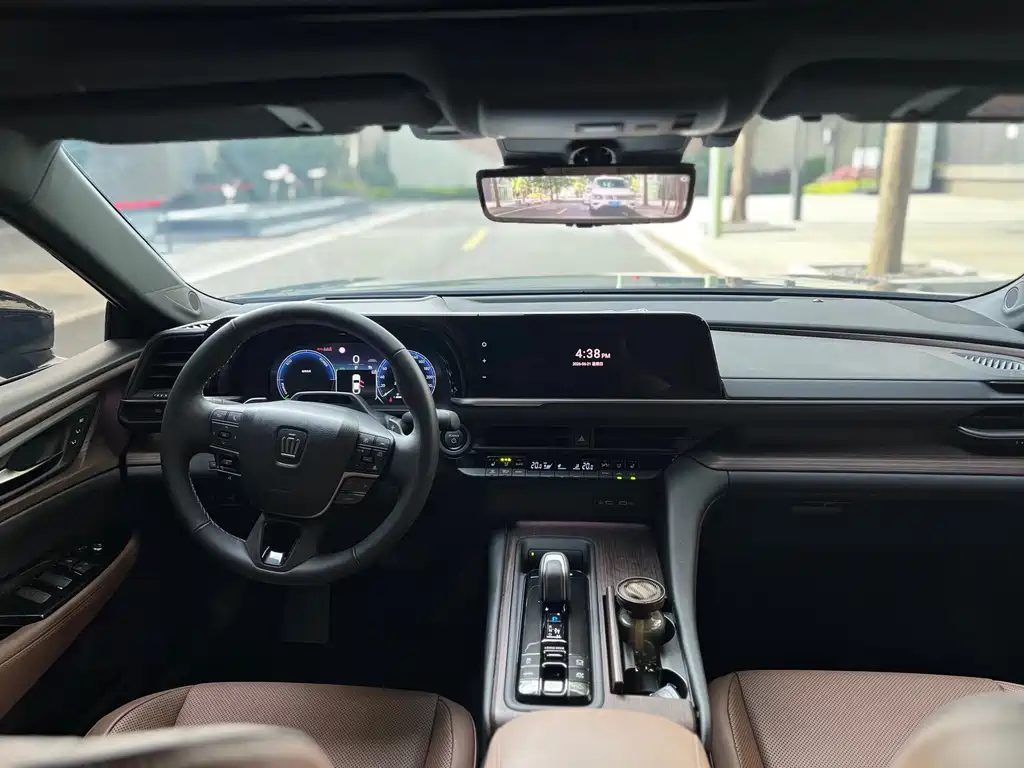 Toyota Crown 2024 2.5L