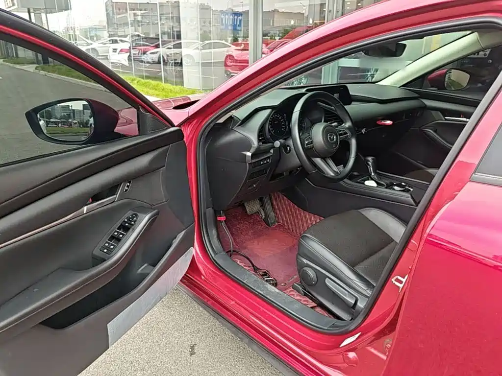 Mazda 3 Axela — миниатюра 16