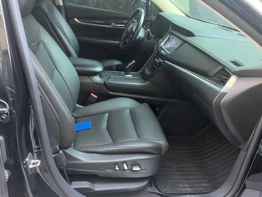 Cadillac XT5 — миниатюра 8