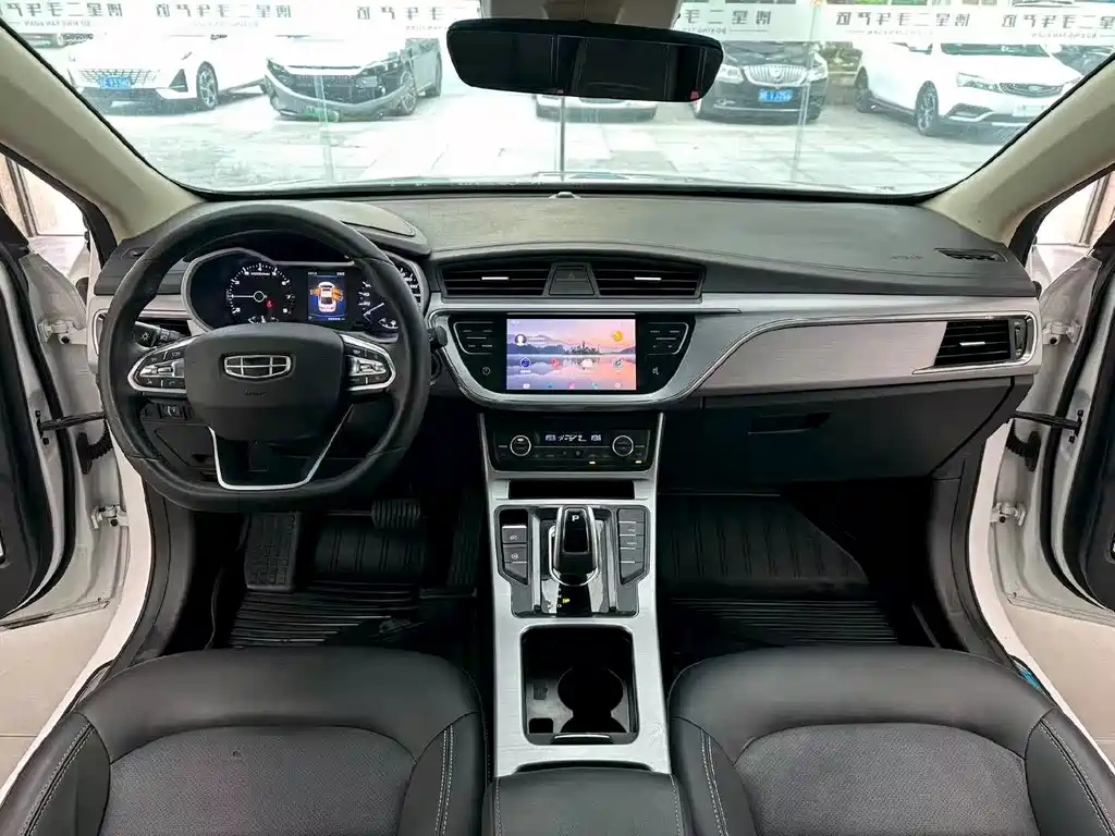Geely Emgrand GL — миниатюра 5