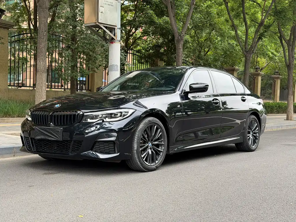 BMW 3 Series 2022