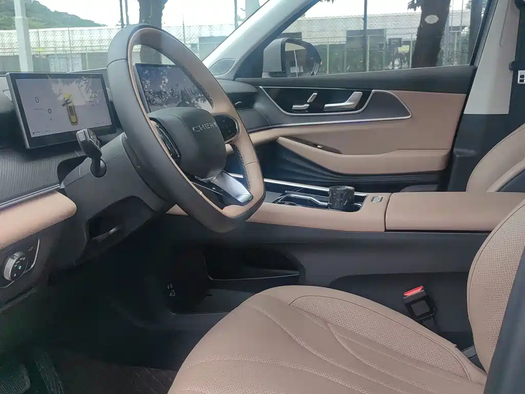 Chery Tiggo 8L — миниатюра 13