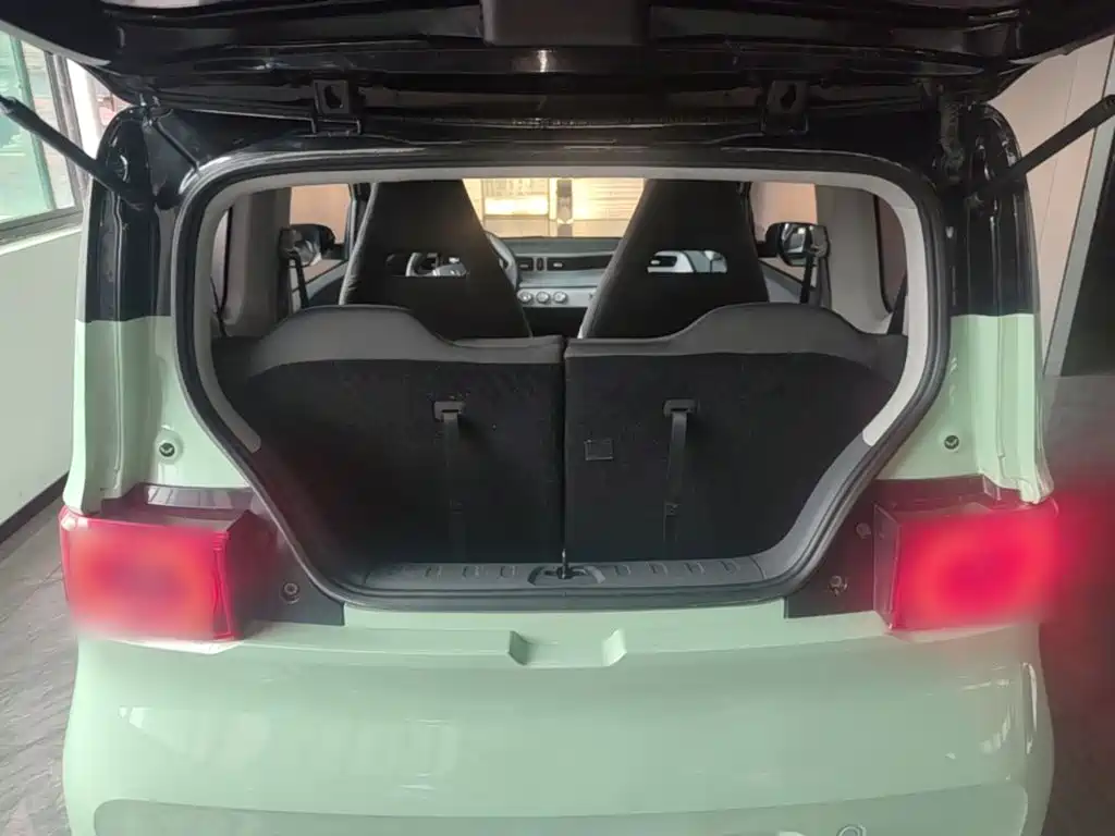 Wuling MINIEV — миниатюра 19