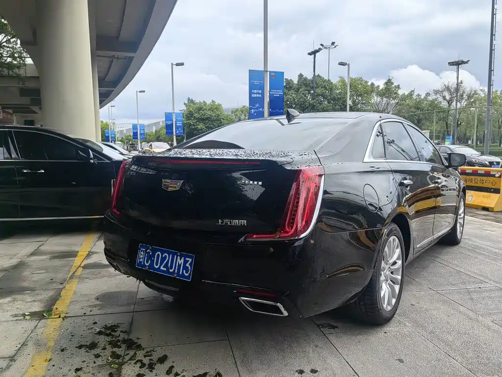 Cadillac XTS — миниатюра 7