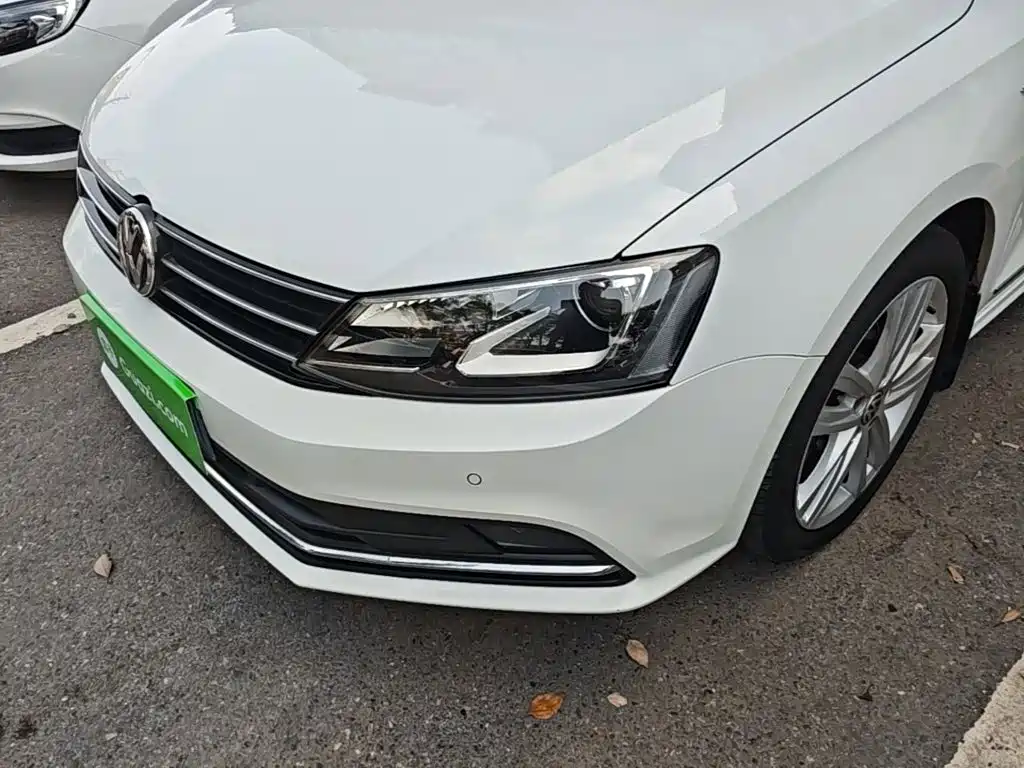 Volkswagen Sagitar — миниатюра 24