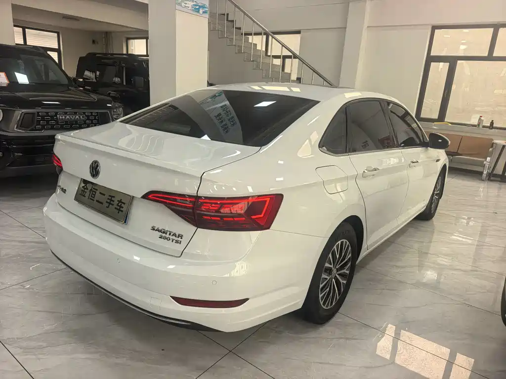 Volkswagen Sagitar 2022 200TSI DSG