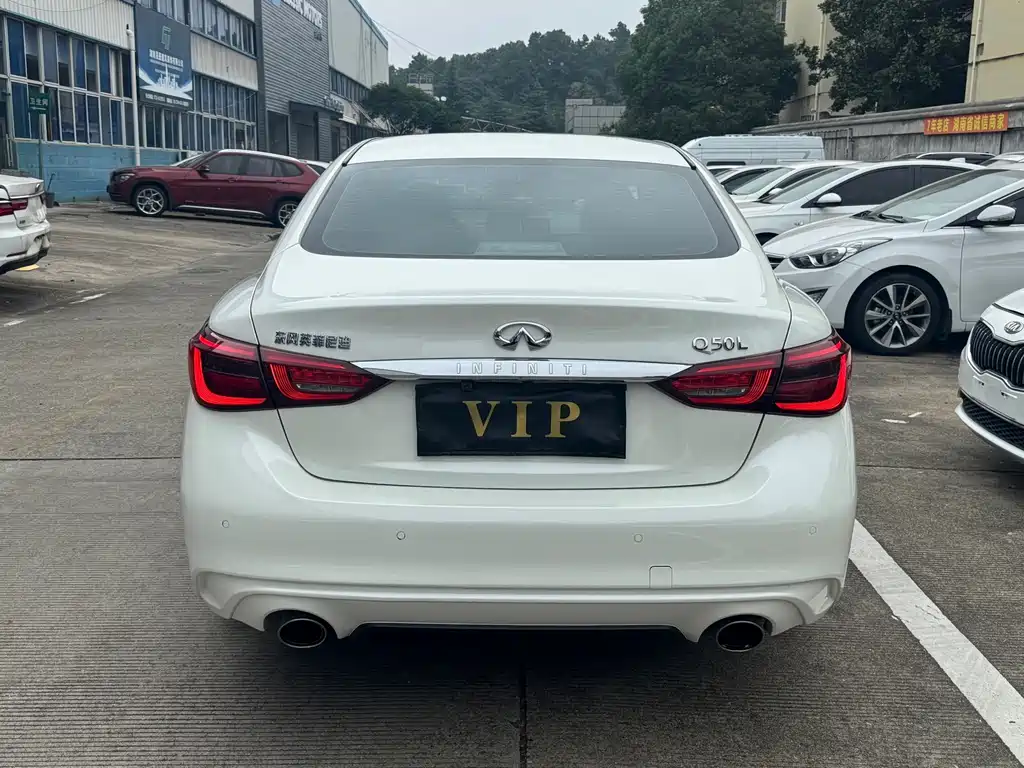 Infiniti Q50L — миниатюра 5