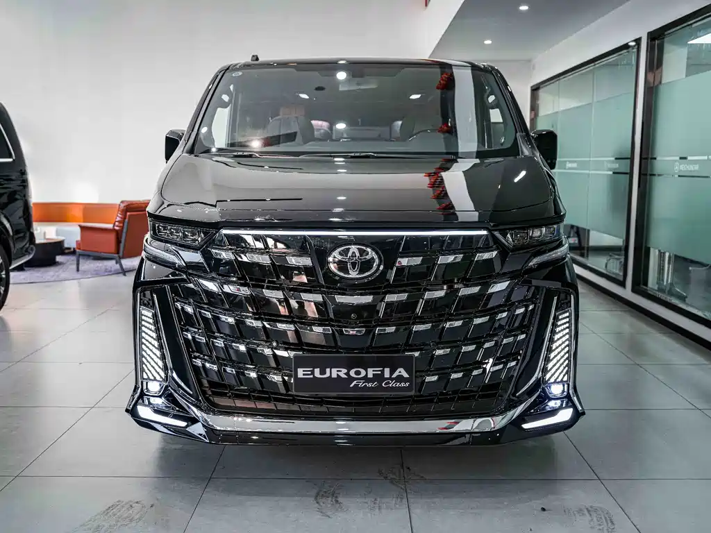 Toyota HiAce 2026 3.5L AT