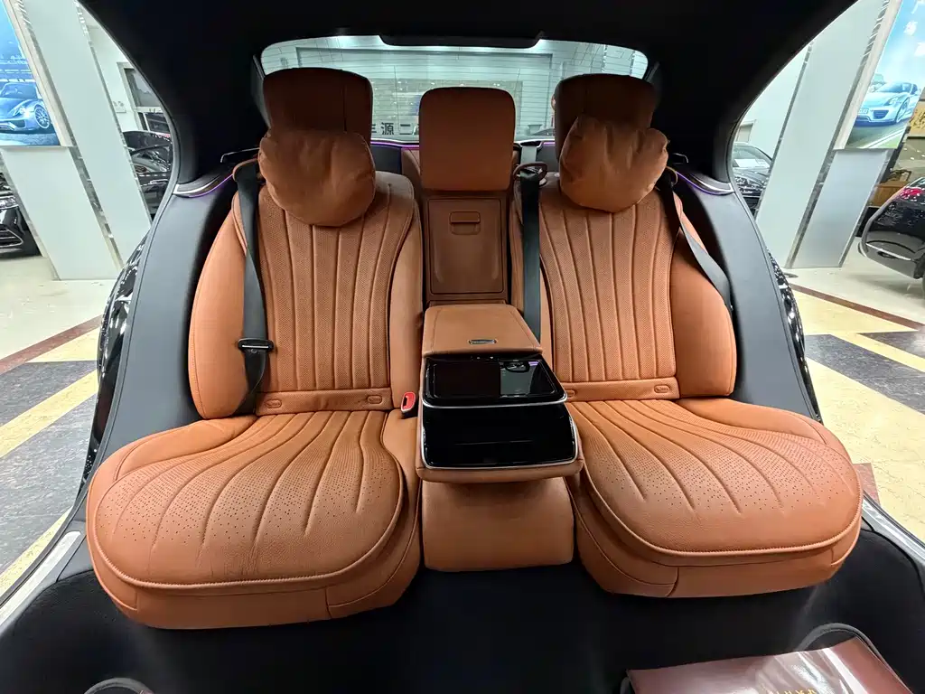 Mercedes-Benz S-Class — миниатюра 11