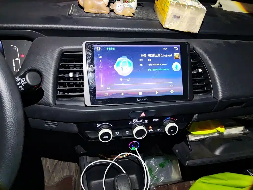Honda Fit — миниатюра 9