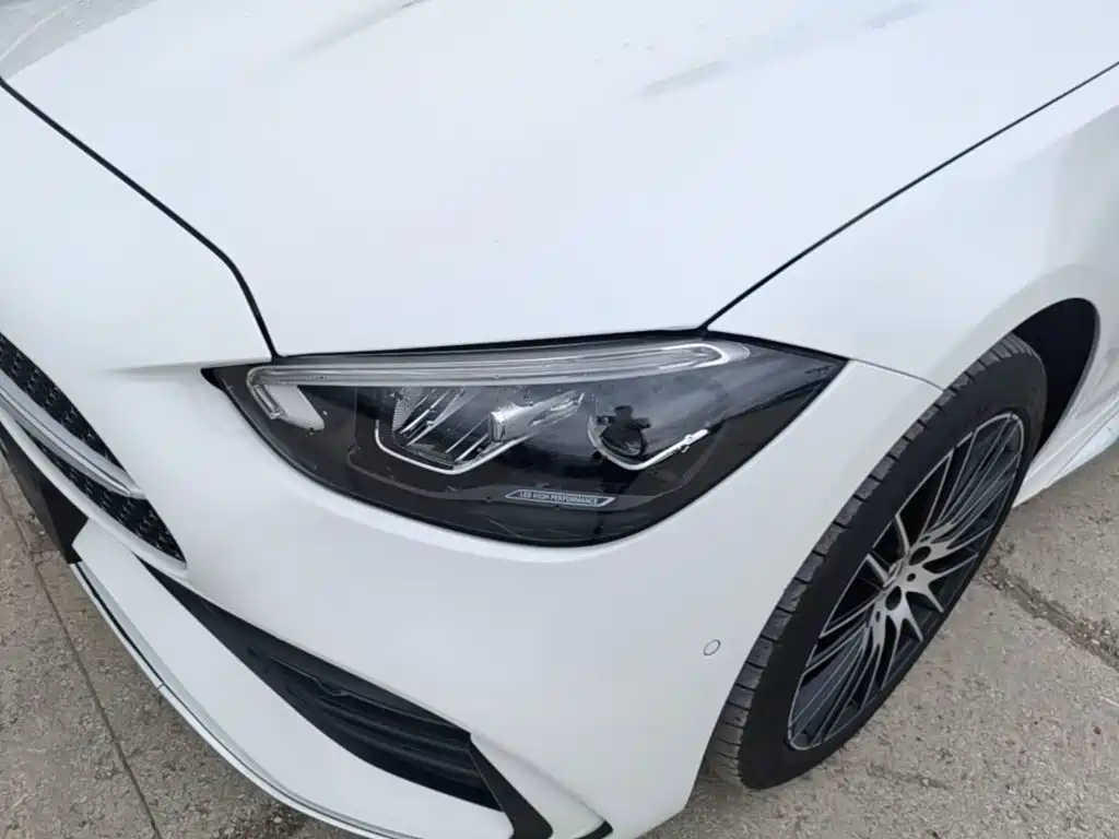 Mercedes-Benz C-Class — миниатюра 24