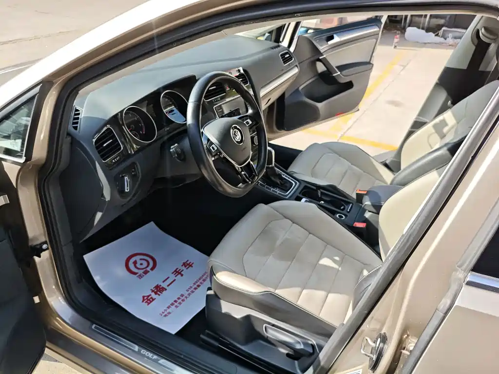 Volkswagen Golf — миниатюра 7