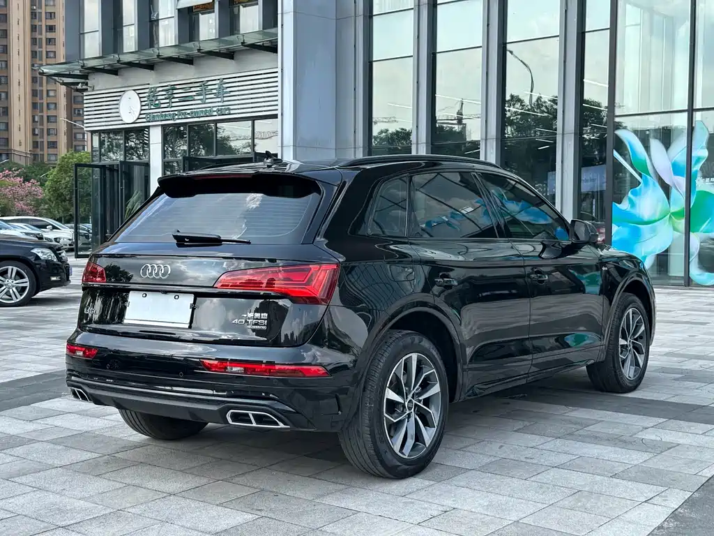 Audi Q5L — миниатюра 7