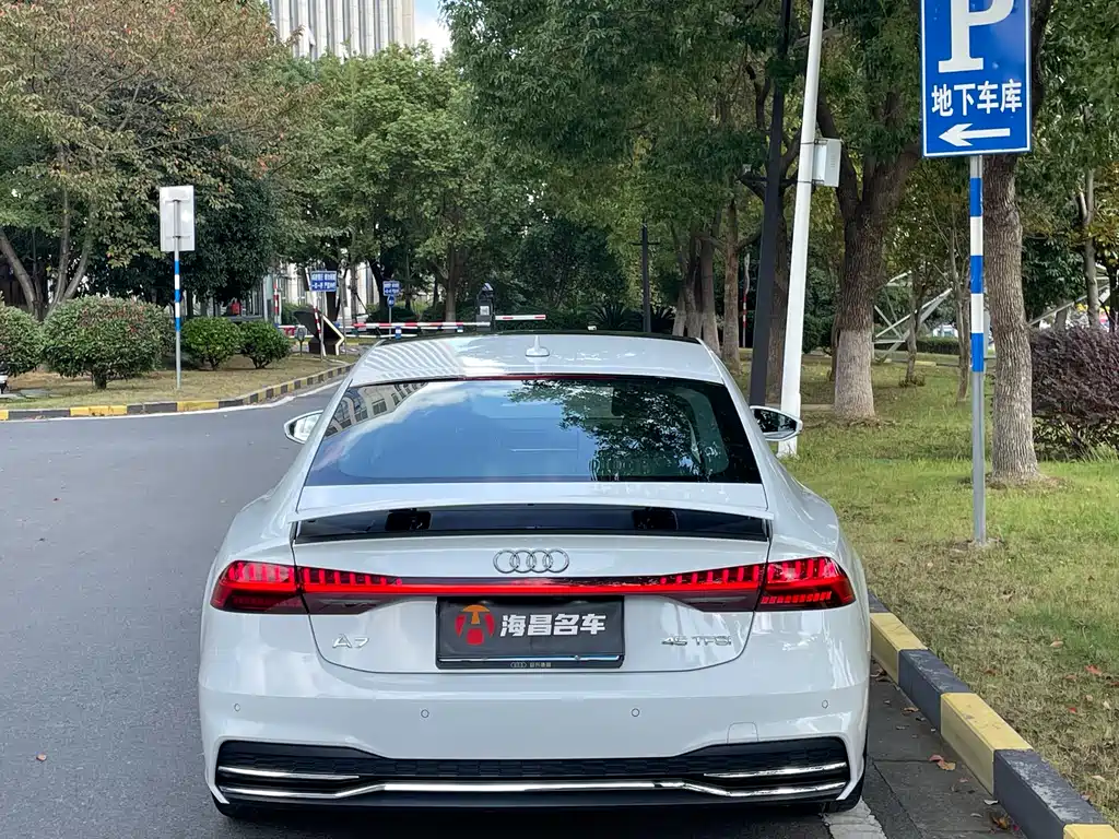 AUDI A7