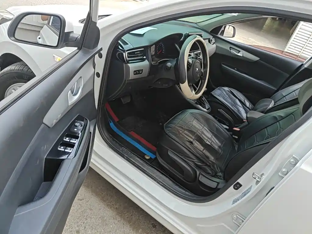 Kia Forte — миниатюра 16