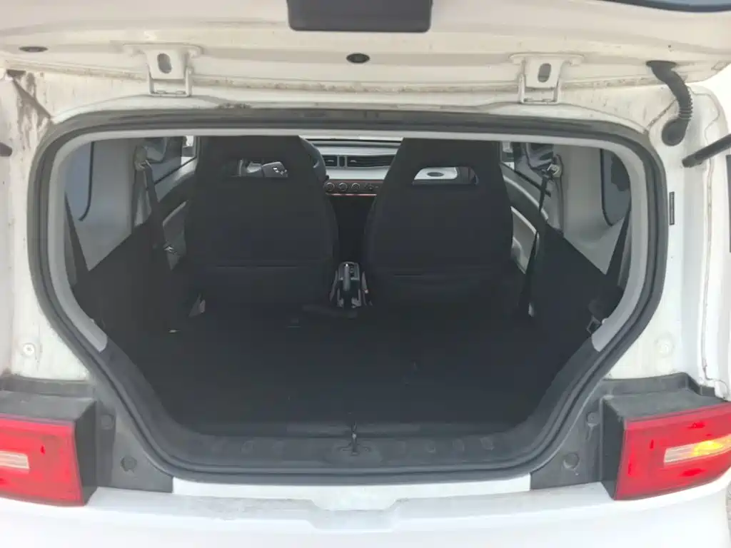 Wuling MINIEV — миниатюра 19