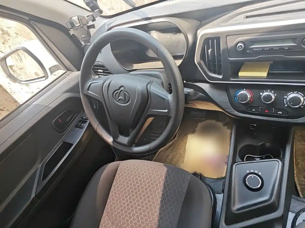 Changan EM80 2025 2 мест 300km