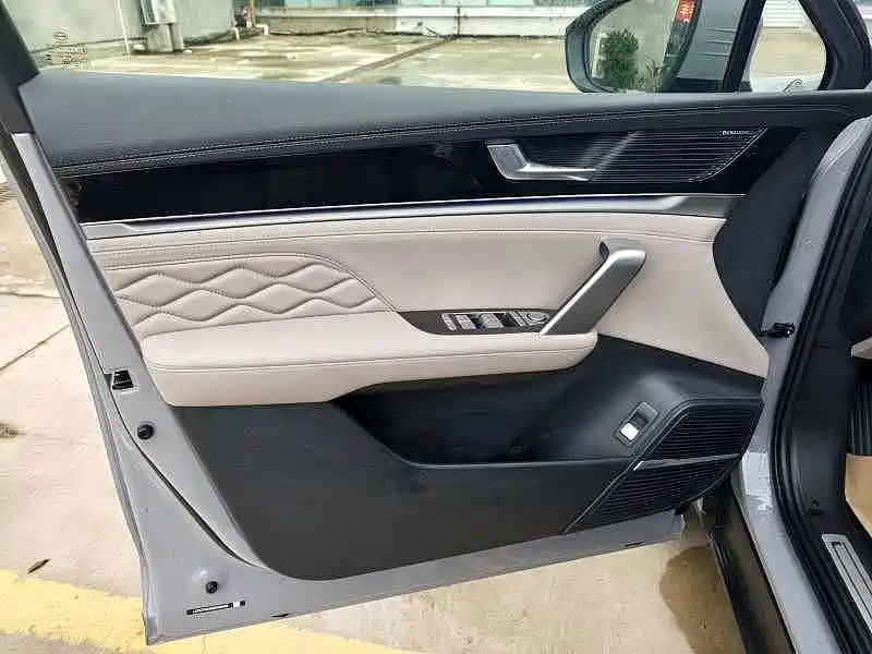 BYD Tang New Energy — миниатюра 4