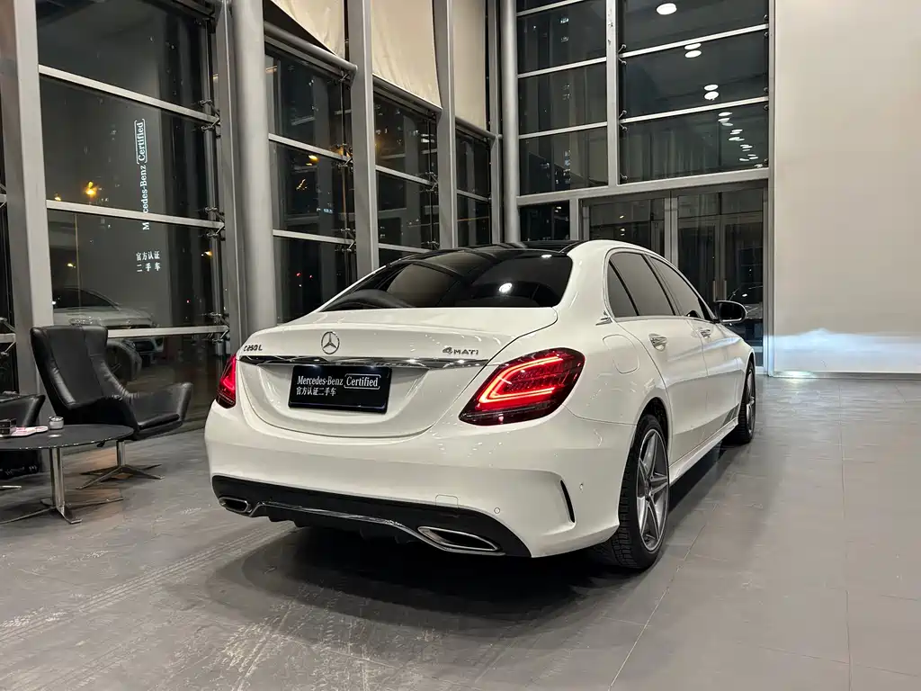 MERCEDES-BENZ C CLASS