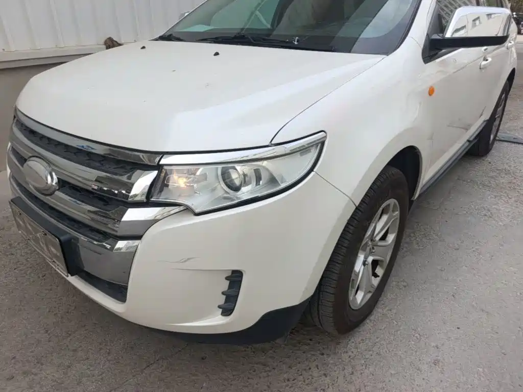 Ford Edge (Import) — миниатюра 24