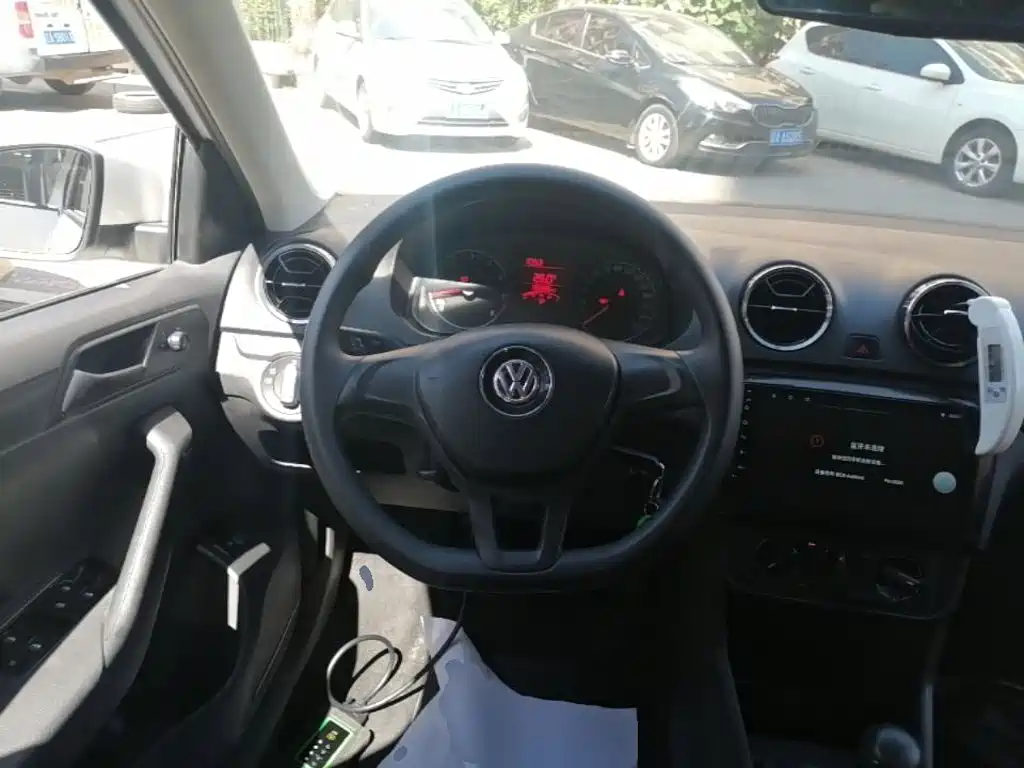 Volkswagen Jetta — миниатюра 11