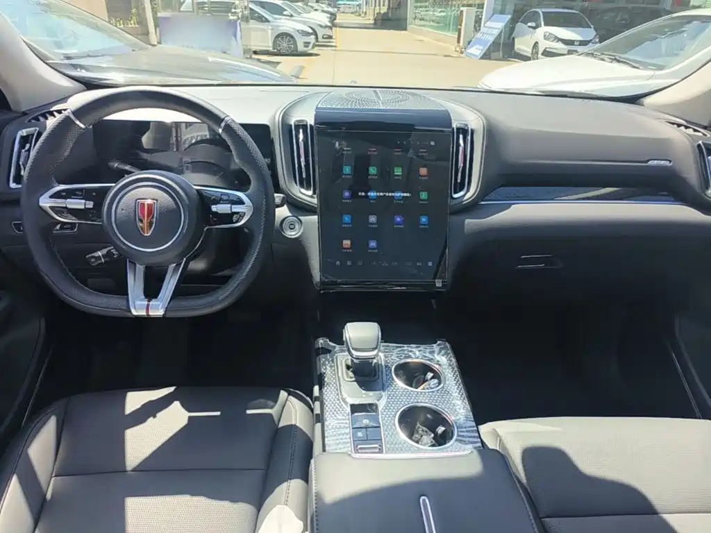 Hongqi Hongqi HS3 PHEV — миниатюра 10