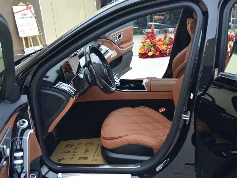 Mercedes-Benz Maybach S-Class