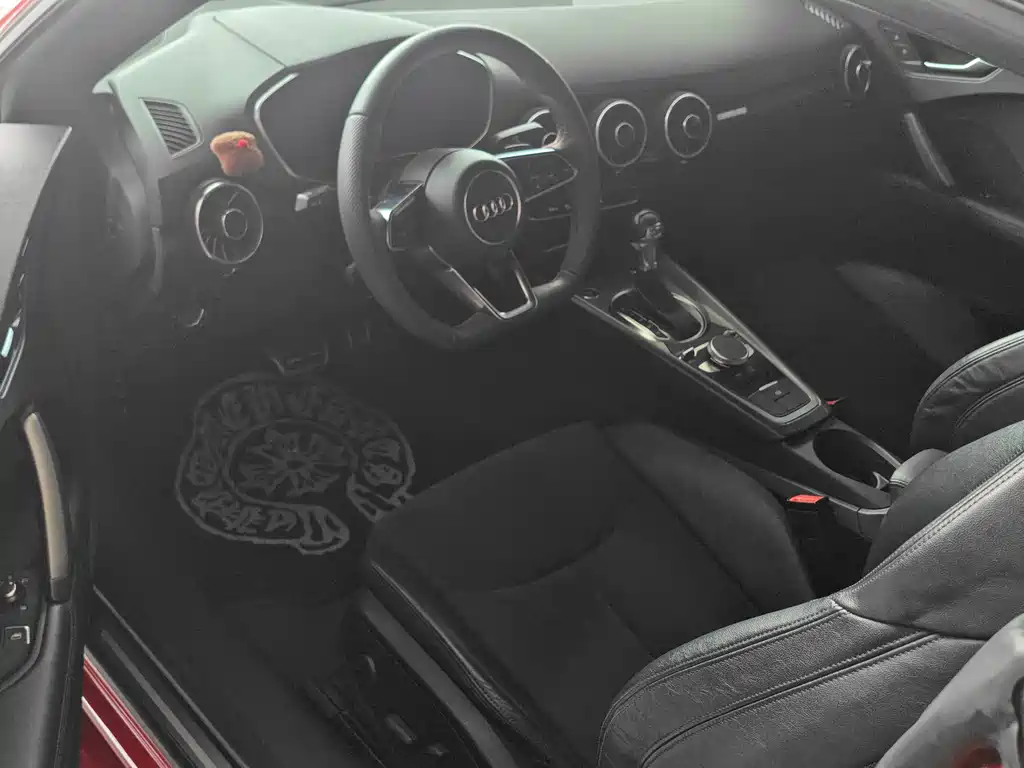 Audi TT — миниатюра 4