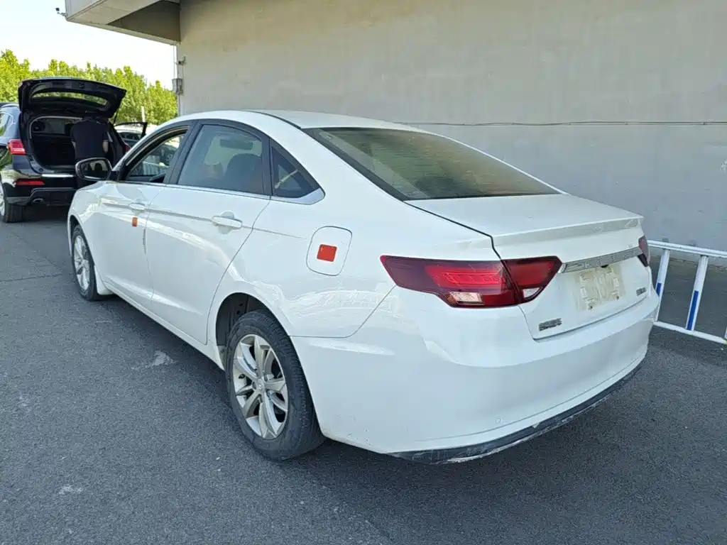 Geely Emgrand GL — миниатюра 5