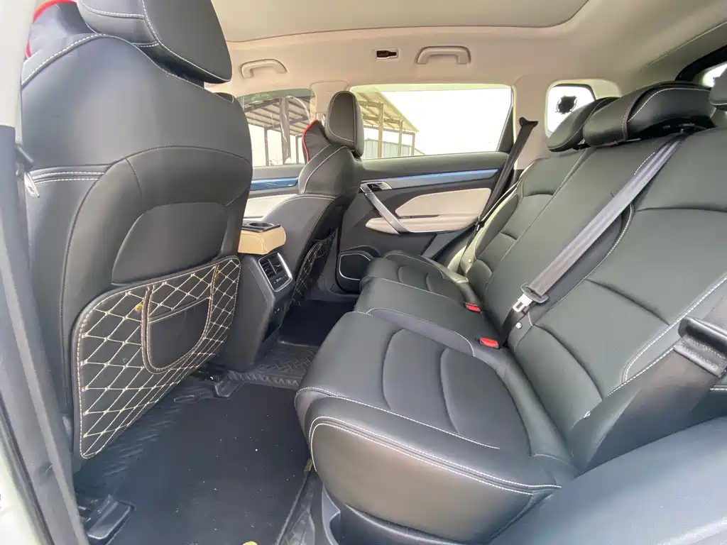 Geely Boyue — миниатюра 8