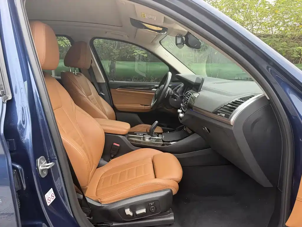 BMW X3 — миниатюра 7