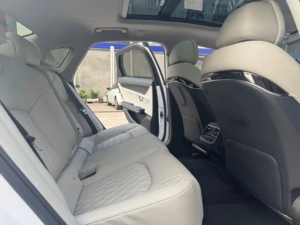 BYD Han — миниатюра 13