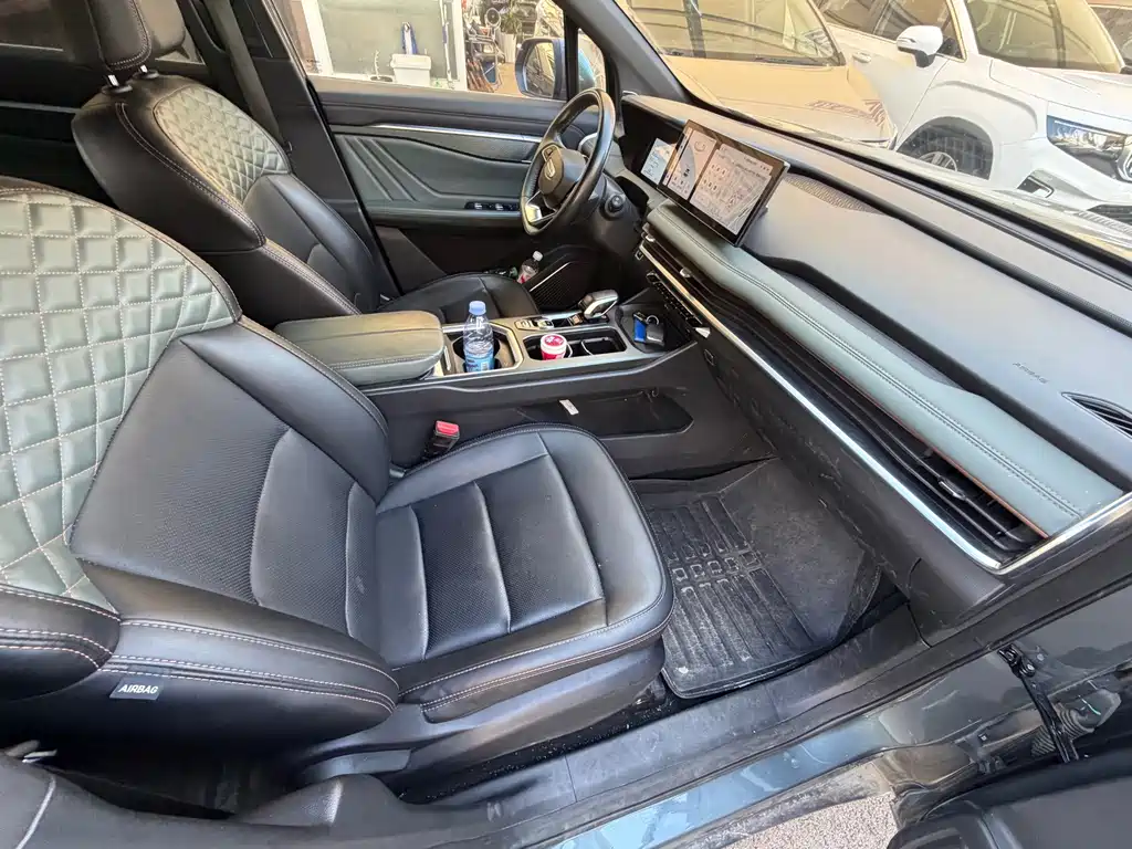 Geely Haoyue L — миниатюра 7