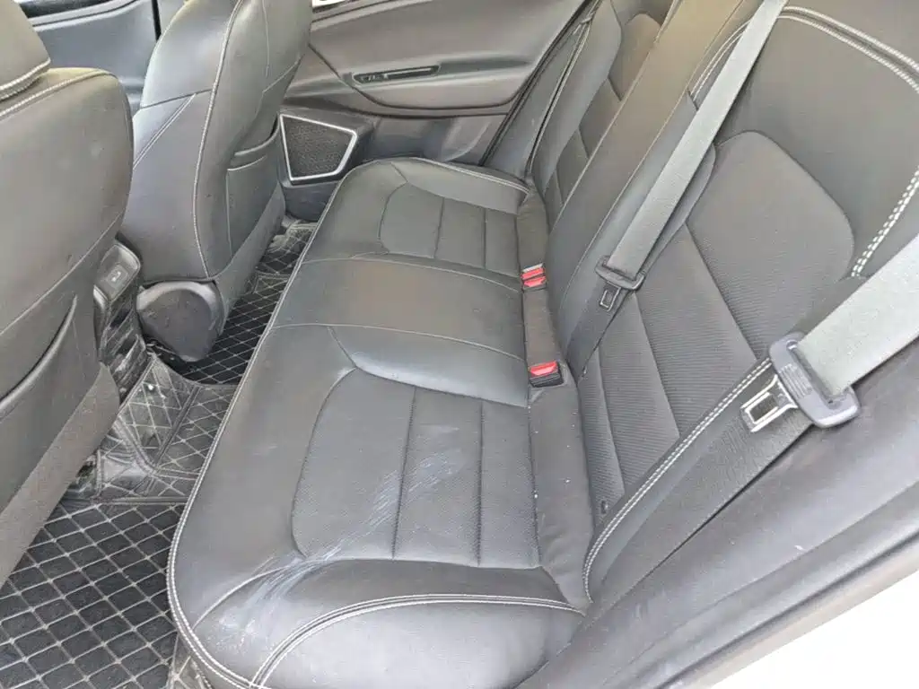 Geely Emgrand GL — миниатюра 17