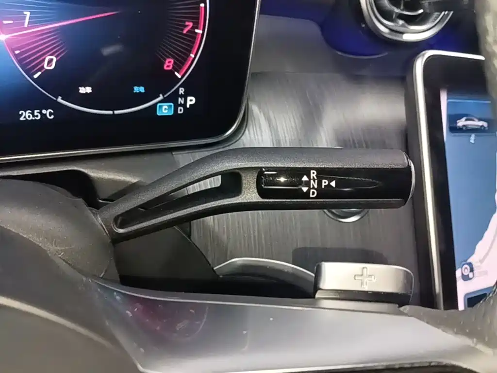 Mercedes-Benz C-Class — миниатюра 14