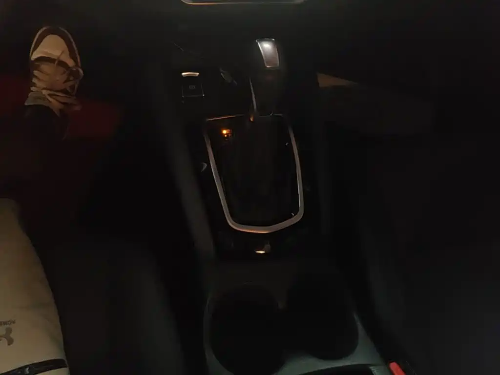 Nissan Qashqai — миниатюра 14