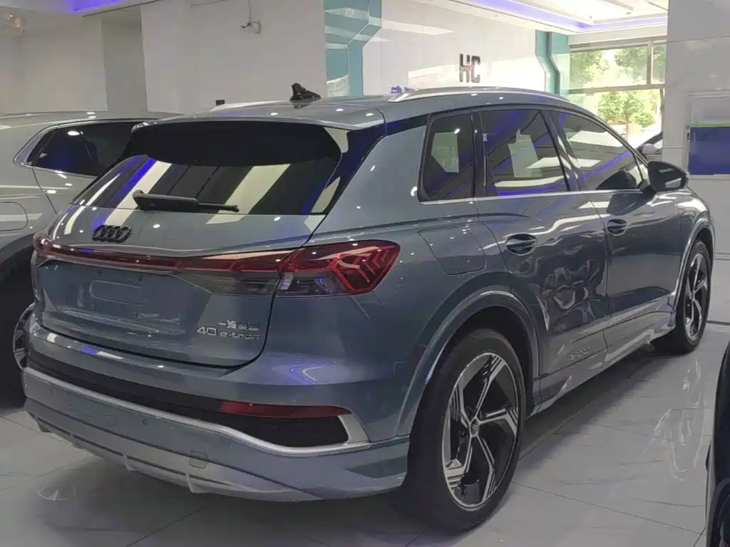 Audi Q4 e-tron — миниатюра 7