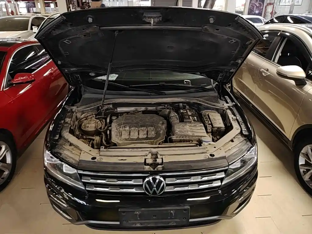 Volkswagen Tiguan L — миниатюра 20