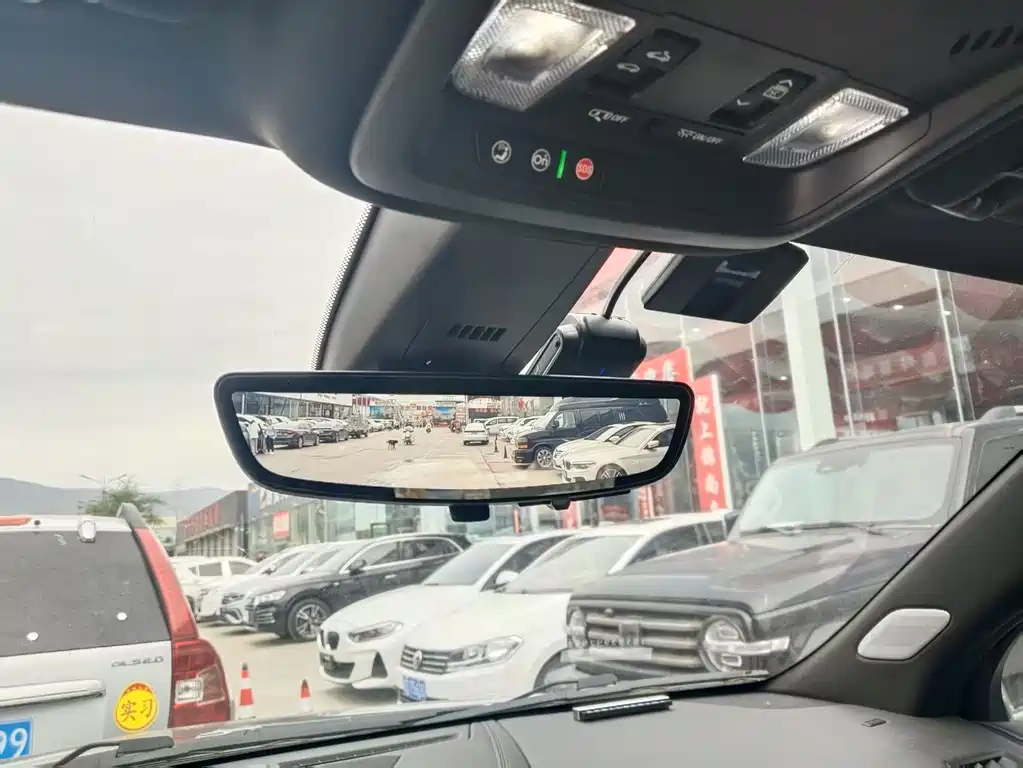 Cadillac XT6 — миниатюра 14