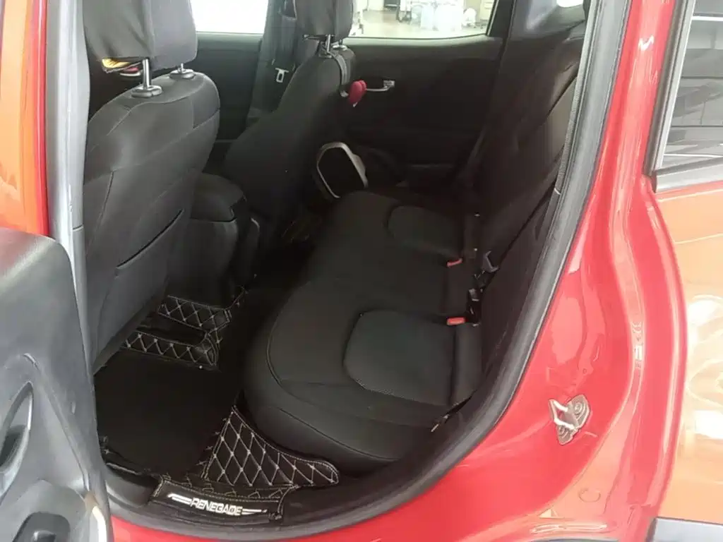 Jeep Renegade — миниатюра 17