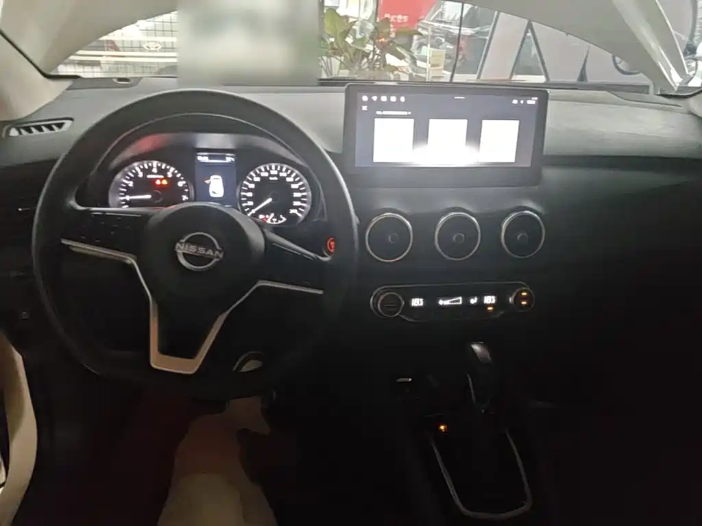 Nissan Qashqai — миниатюра 10